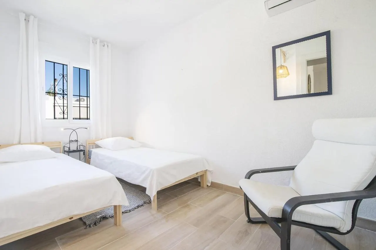 Apartment Cayo Coco Yodo - 2 Min Walk To The Beach Torreguadiaro Spain